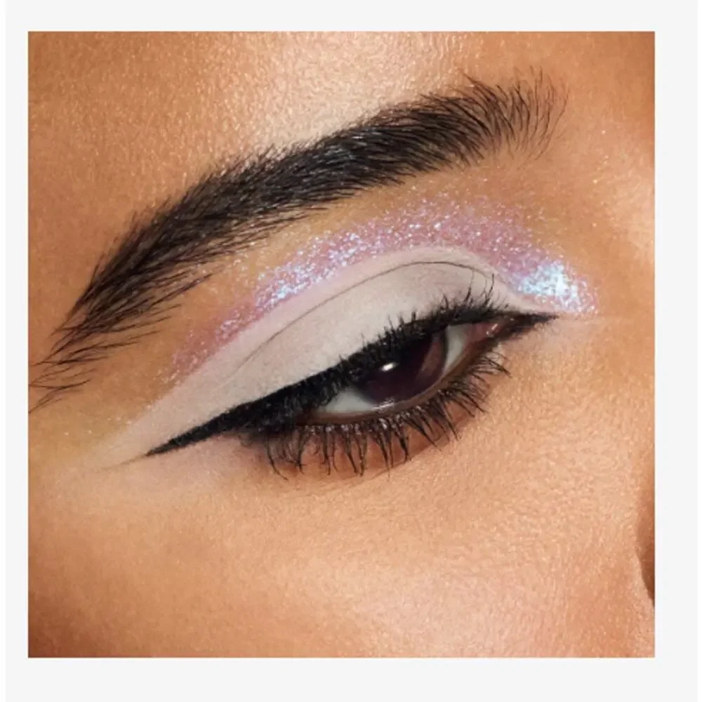 M.A.C Cosmetics Dazzleshadow Liquid Eye Shadow Crumbled Diamonds 4.6g NEW IN BOX